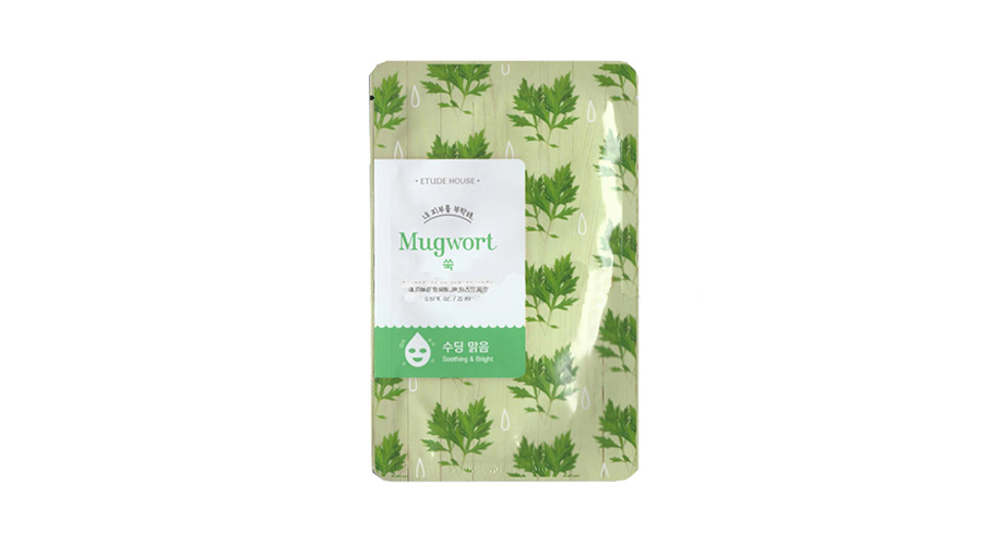 Тканевая маска I need you, Mugwort! , Etude House. Улучшает микроциркуляцию крови, а значит и цвет лица благодаря экстракту японской полыни в составе