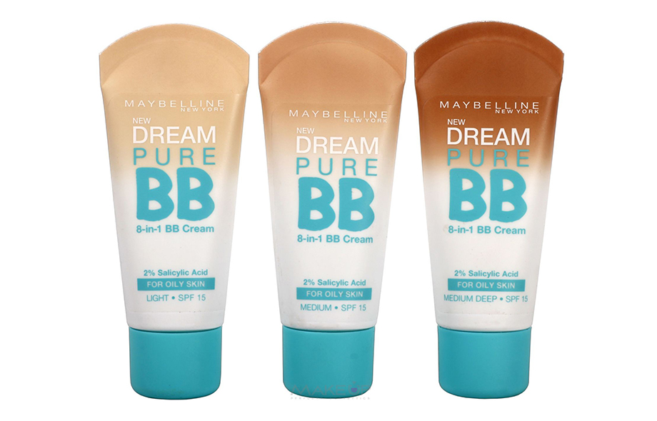BB-крем Dream Pure, Maybelline. Оттеночный крем с 2% салициловой кислоты помогает не только замаскировать недостатки, но и подлечить их за то время, что средство находится на лице. Makeup.com.ua, 119 грн