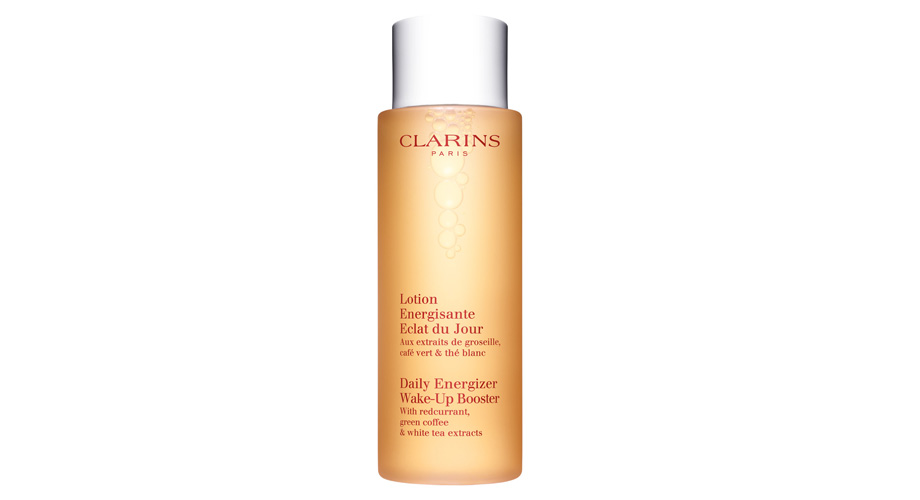 Пробуждающее средство Daily Energizing Wake-Up Booster, Clarins. Создан для утреннего очищения кожи. Придает сияние за счет экстрактов зеленого кофе и смородины. Letu.ua, 431 грн.