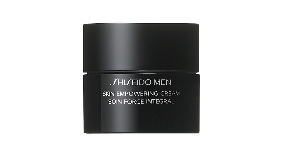 Энергетический крем для лица Skin Empowering, Shiseido Men. Увлажняет и охлаждает кожу – мужчины хвалят его за эти качества. Letu.ua, 3780 грн.