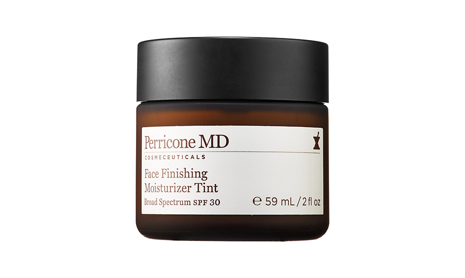 Увлажняющее средство с тонирующим эффектом Face Finishing Moisturizer Tint, Perricone MD, $75, Sephora.com