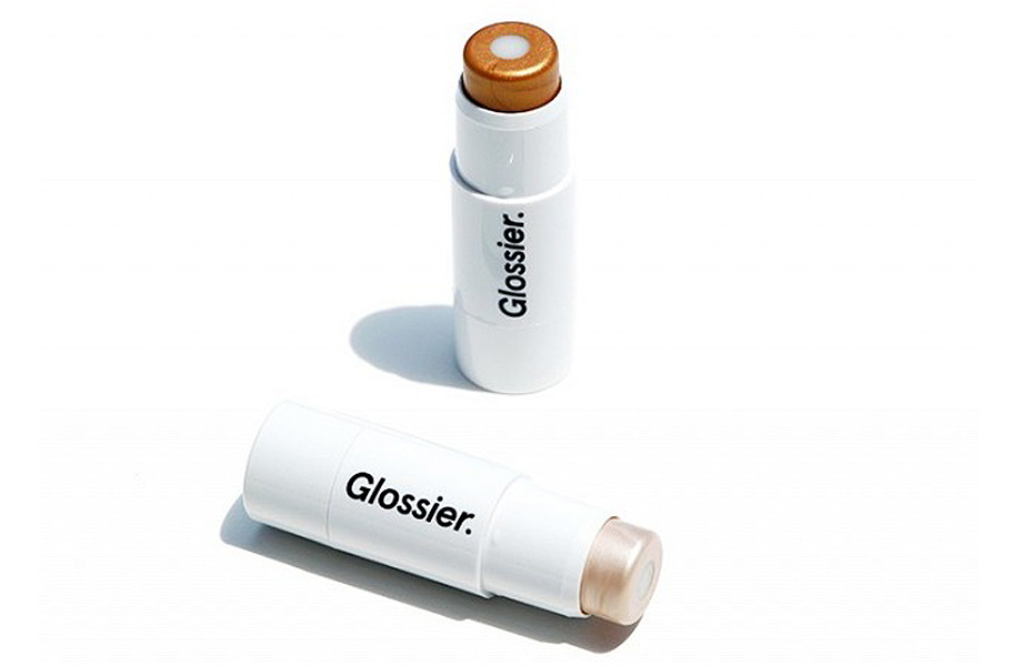 Хайлайтер Haloscope, Glossier. Glossier.com, $24, ждите в продаже с 25 сентября