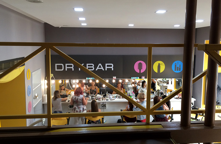 Dry Bar