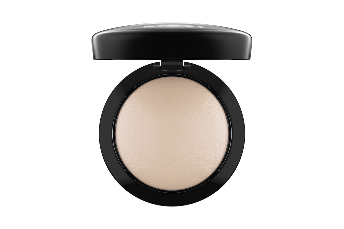 M.A.C. Mineralize Skinfinish Natural