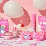 Hello Kitty представил юбилейную коллекцию косметики