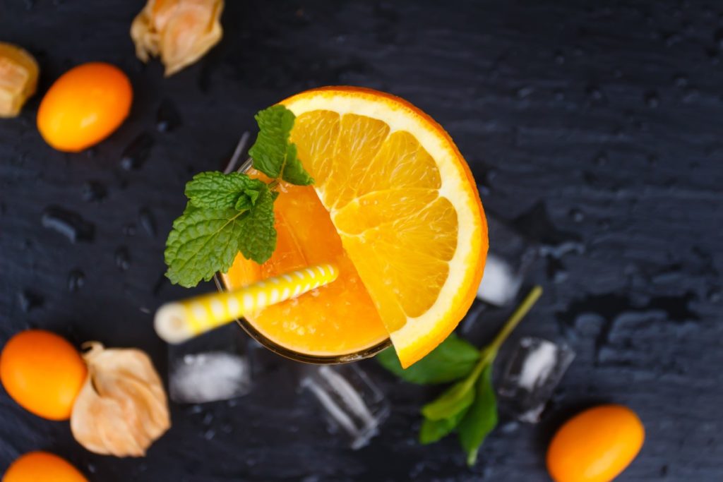 Апельсиновый детокс-смузи для ускорения метаболизма