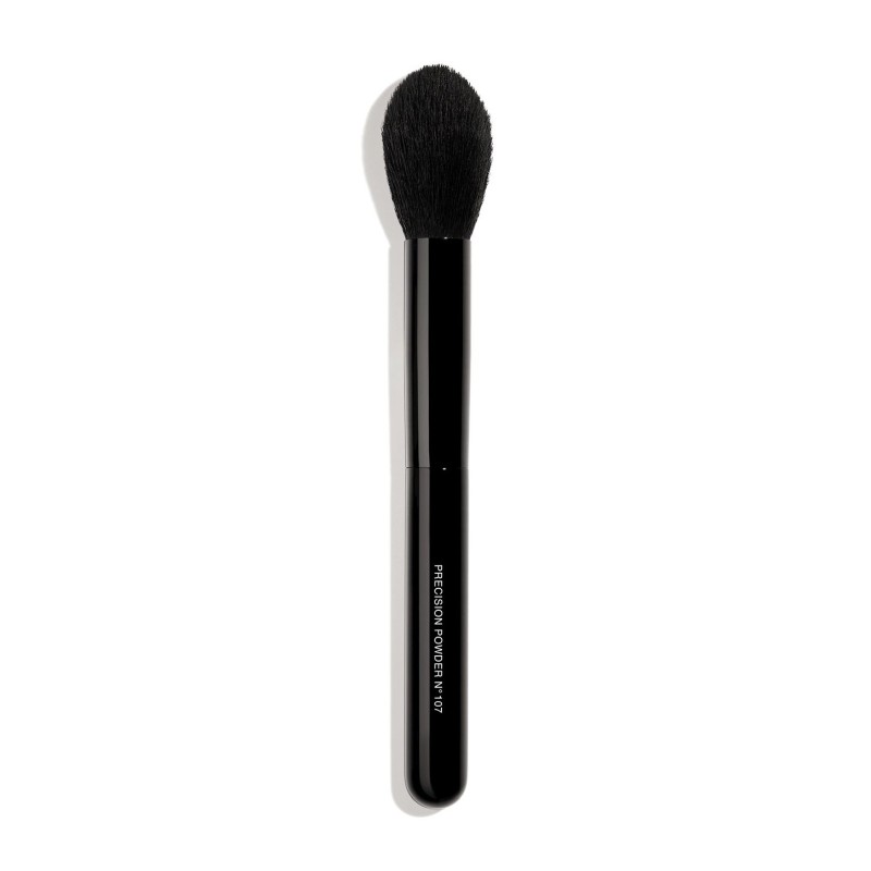 Les Pinceaux De Chanel – 107 Precision Powder Brush