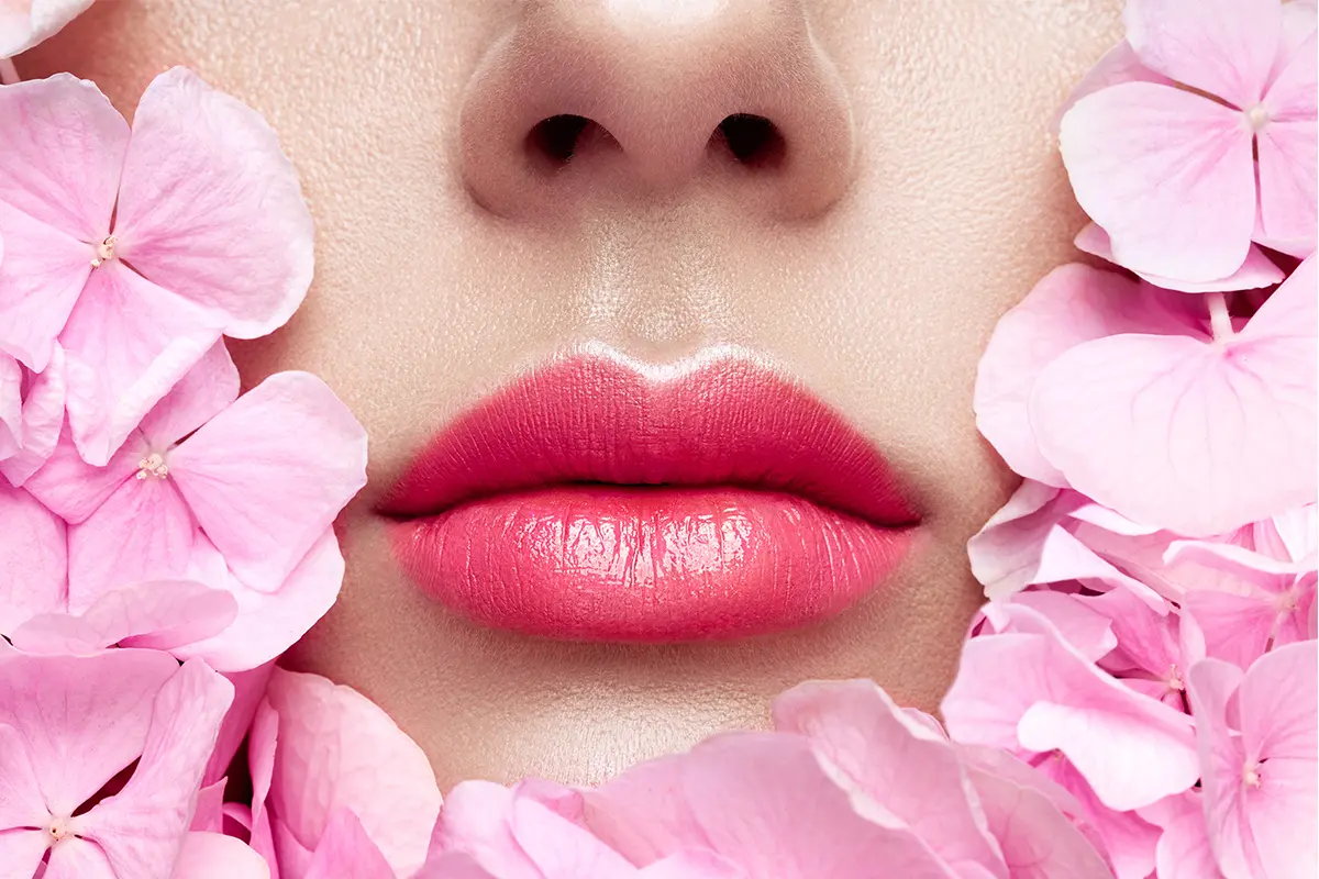 Что делать, когда сохнут губы: 5 проверенных способов
