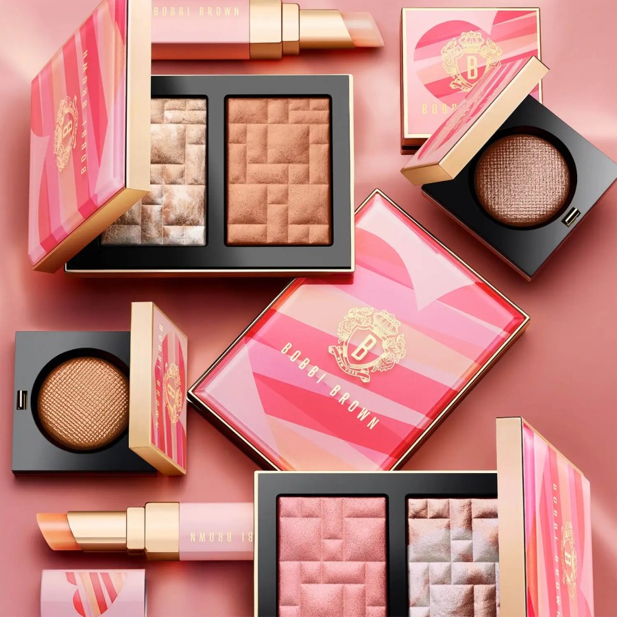 Bobbi Brown Loves Radiance Makeup Collection Fall 2021