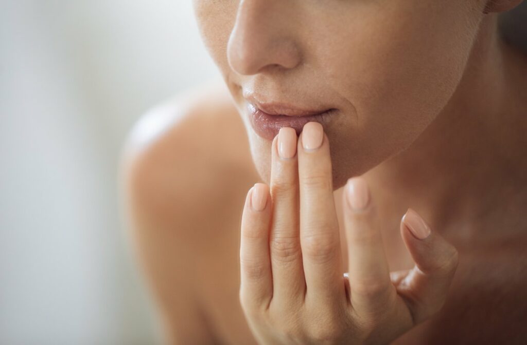 Сухость и сыпь на губах: в чем на самом деле причина