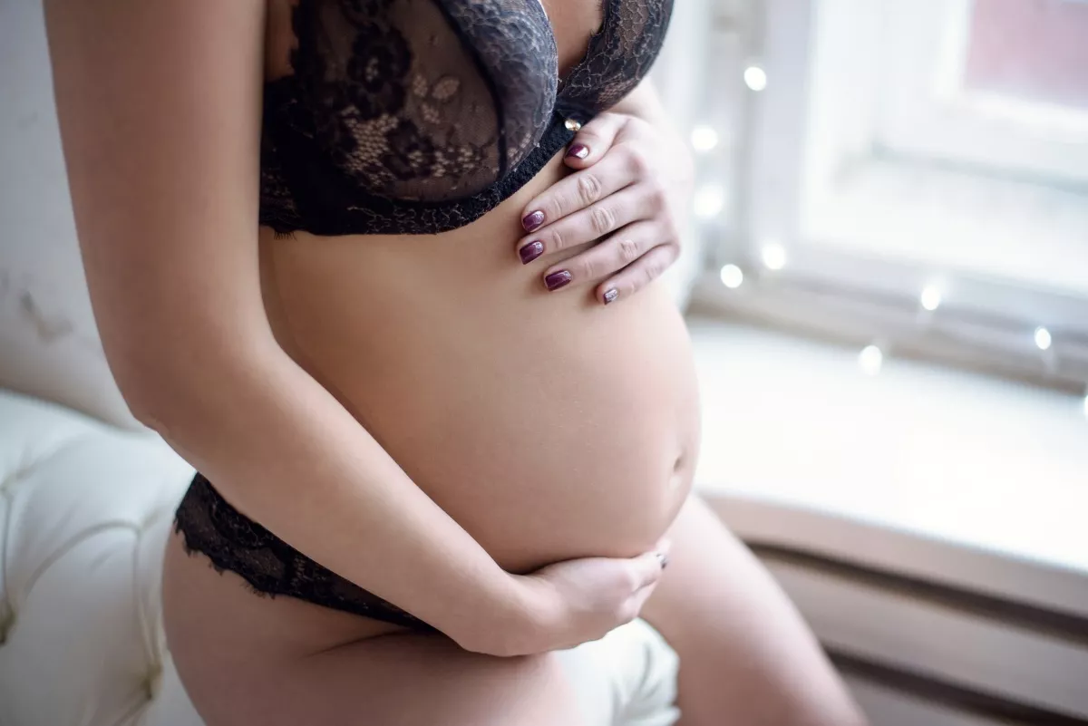 Секс-позы для беременных: как получать удовольствие и соблюдать безопасность
