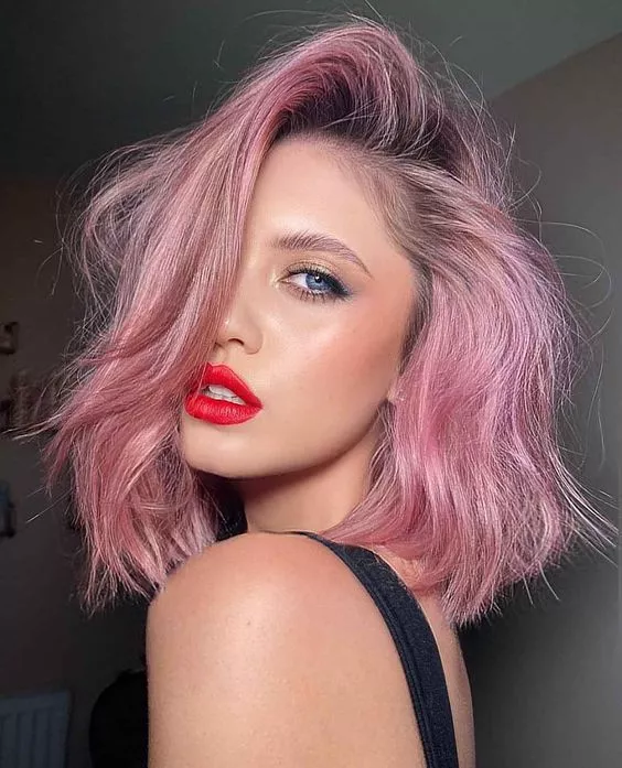 рожевий колір волосся