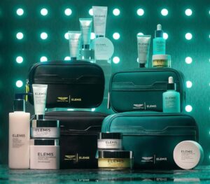 У рамках колаборації Aston Martin Formula One x Elemis презентовано лімітовані косметичні набори