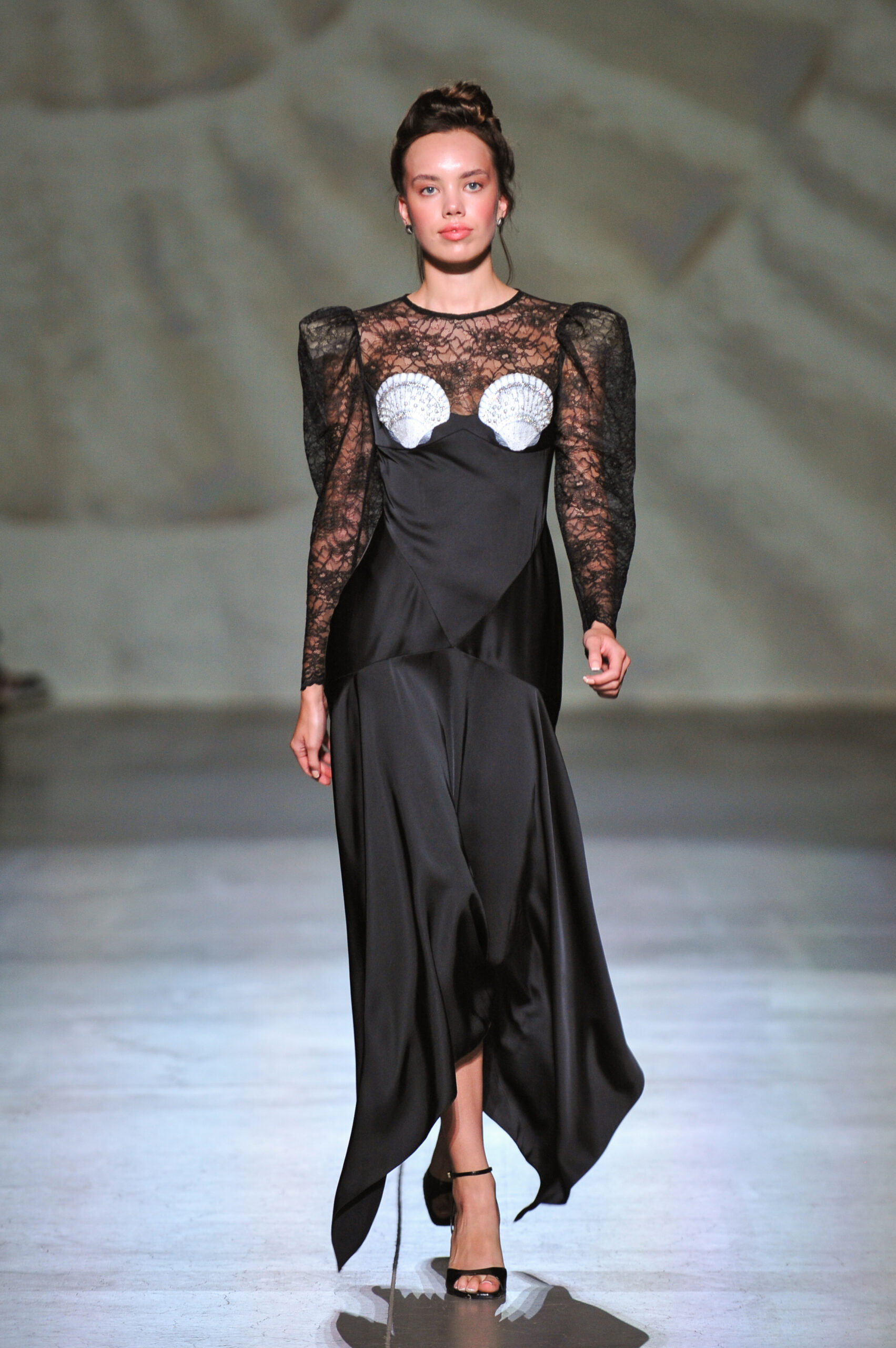 Darja Donezz, «I’m Every Woman»