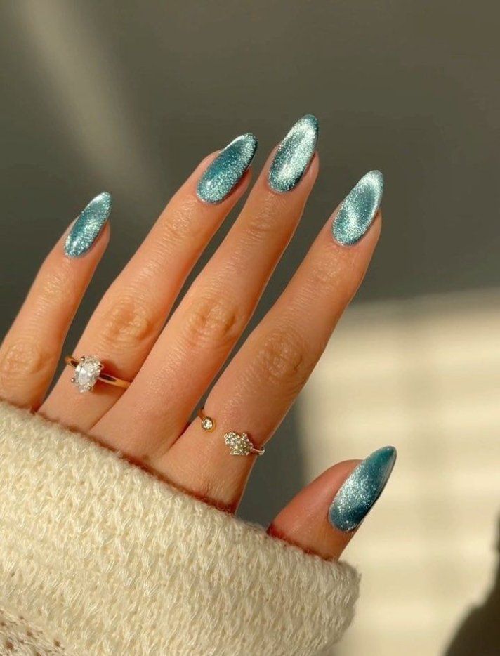 Блакитний Cat Eye 