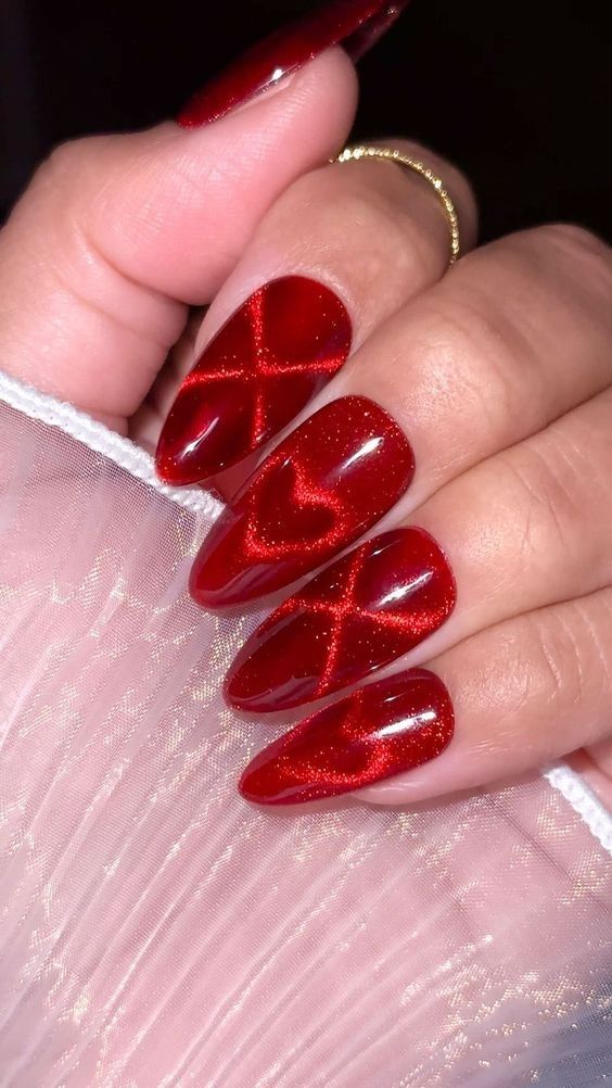 Cat Eye з сердечками