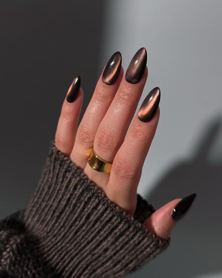 Коричневий Cat Eye 