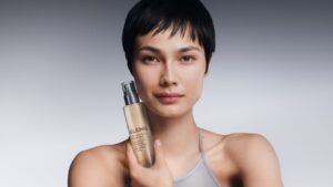 Elemis презентує тонізуючий міст Pro-Collagen Toning Mist