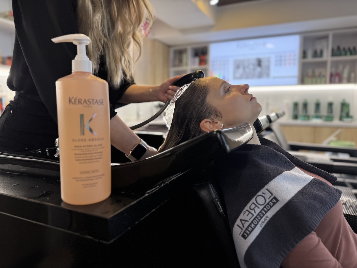 догляд за волоссям