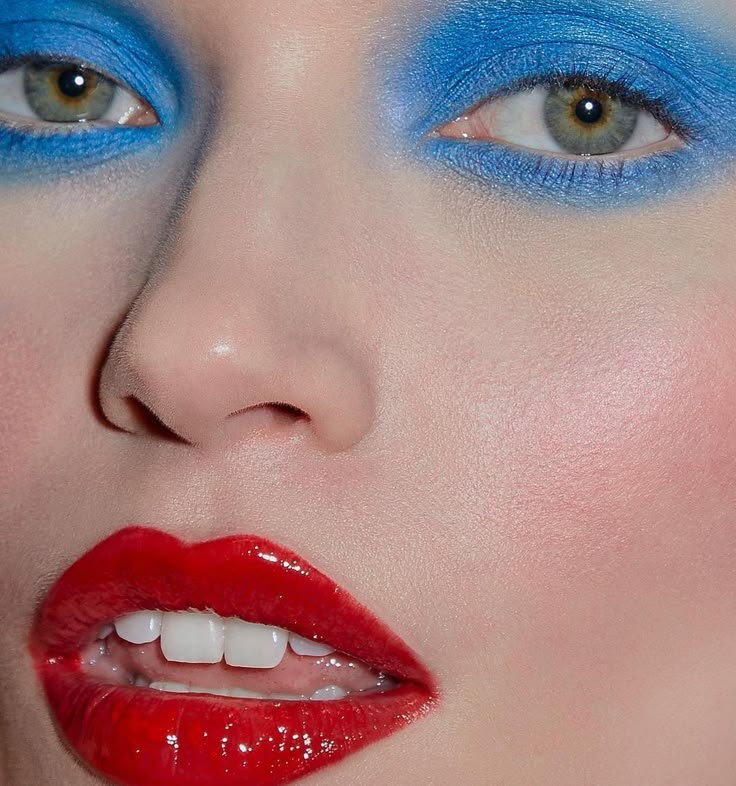 Блакитні тіні 