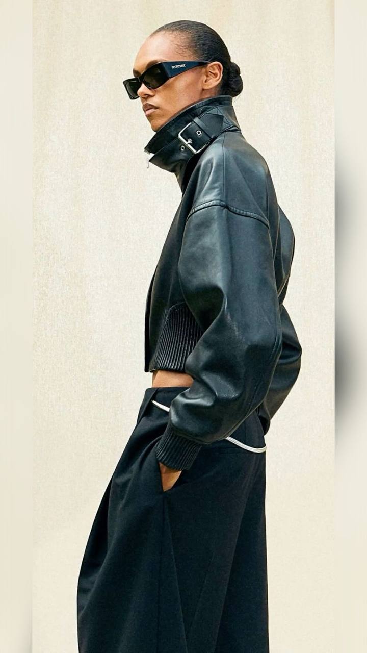 Високий або конструктивний комір 