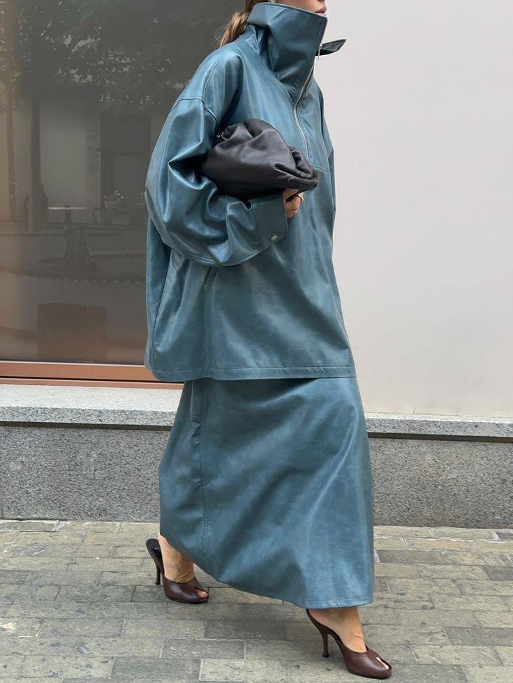 Акцент на плечі