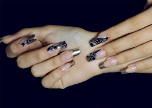 Декоративний френч: особливості техніки та покроковий майстер-клас з фото