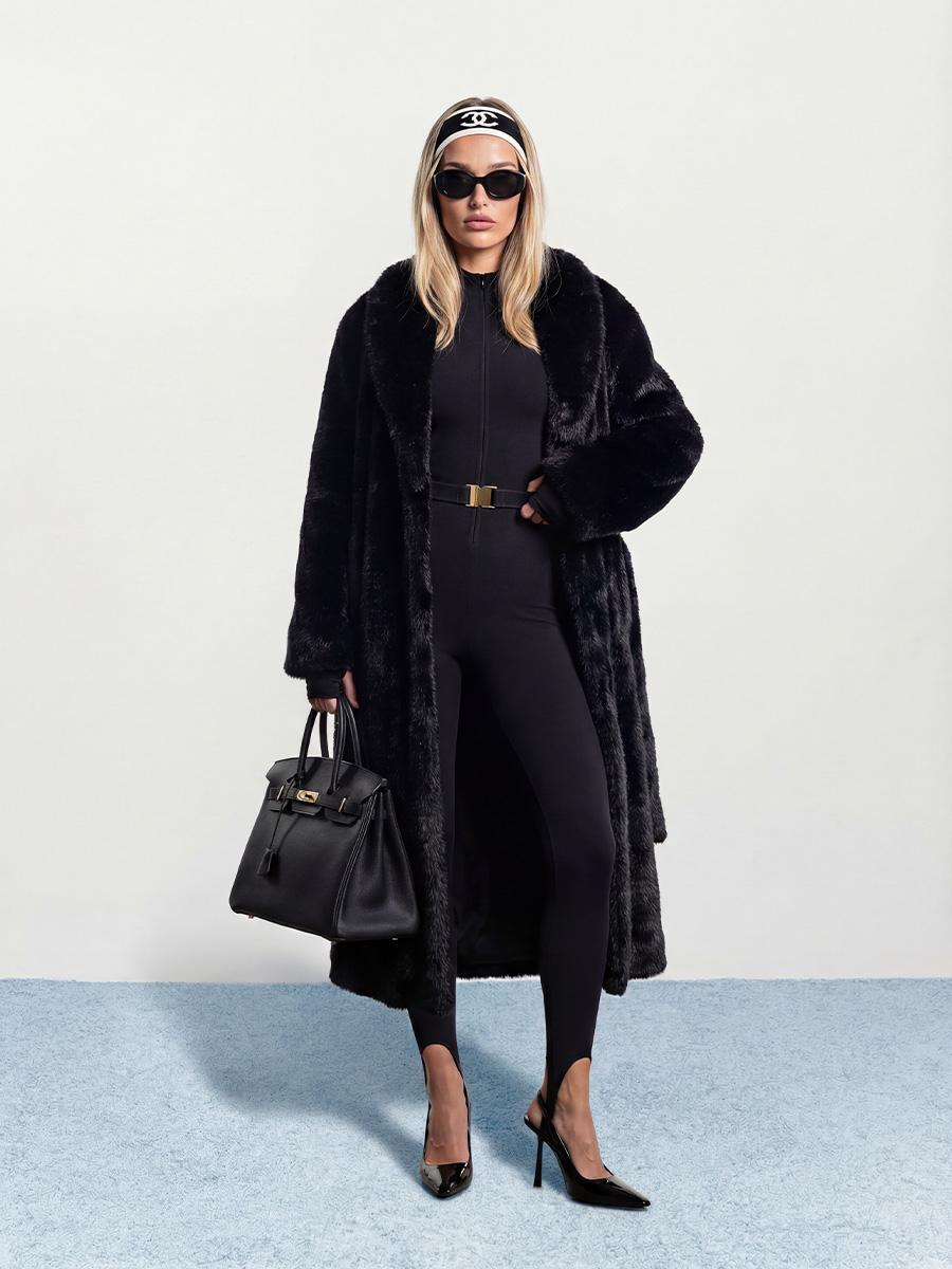 One by One, чорна шуба міді з паском