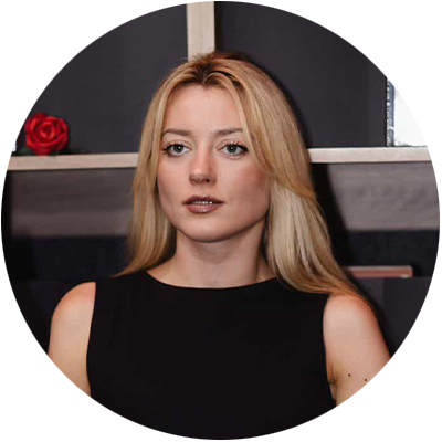 Аліса Перова