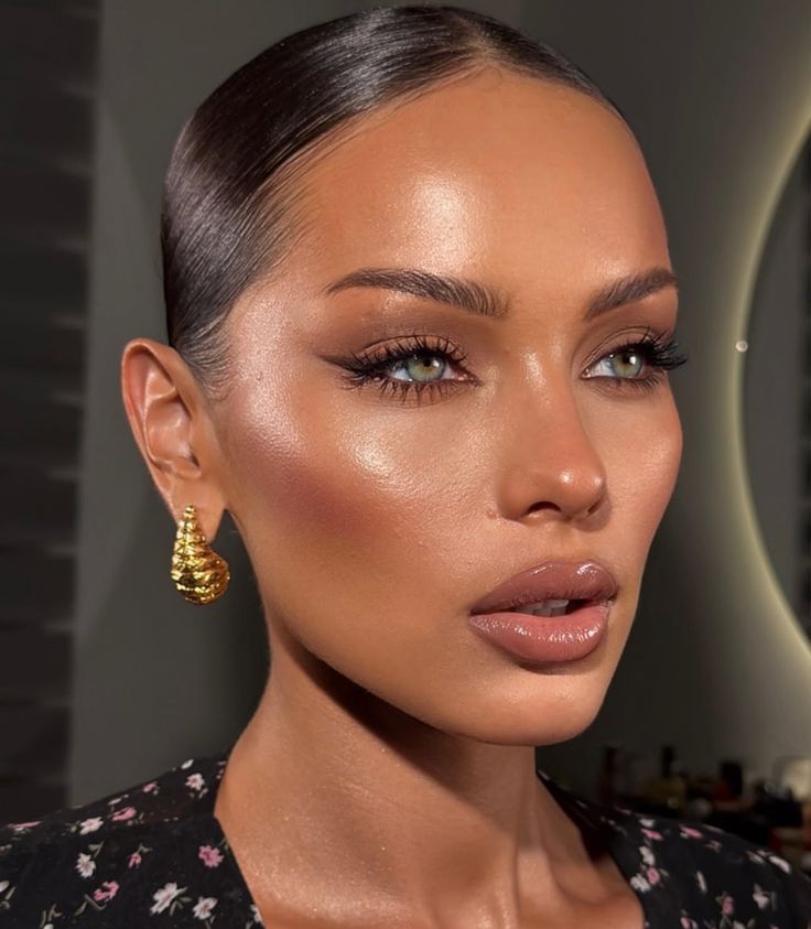 Сяючий макіяж