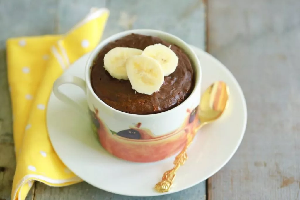 Шоколадный магкейк с бананом без сахара за 5 минут