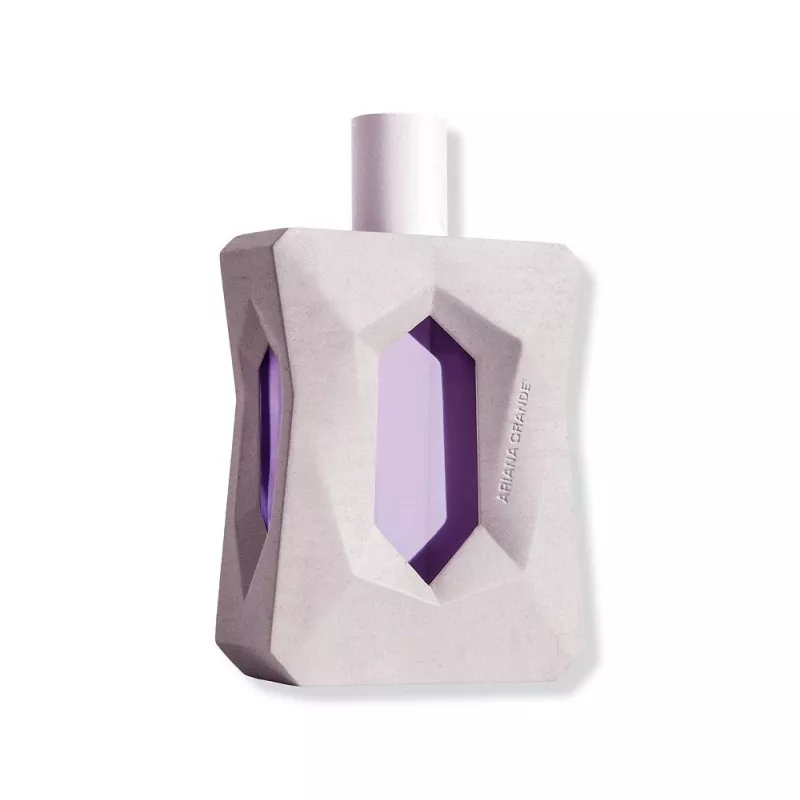 Ariana Grande, God is a Woman 